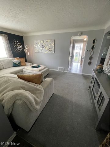 5408 Oakwood Avenue, Maple Heights, OH 44137