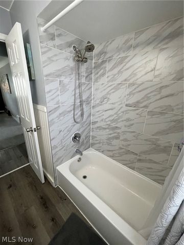 5408 Oakwood Avenue, Maple Heights, OH 44137