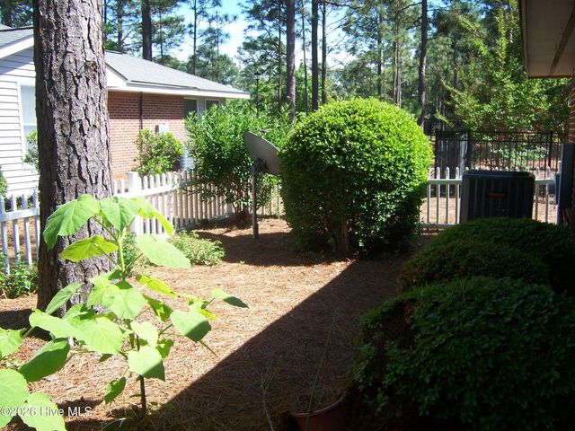 580 Pinehurst Trace Drive, Pinehurst, NC 28374