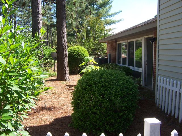 580 Pinehurst Trace Drive, Pinehurst, NC 28374