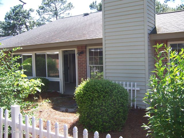 580 Pinehurst Trace Drive, Pinehurst, NC 28374