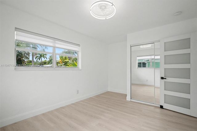 317 NW 27th St, Wilton Manors, FL 33311