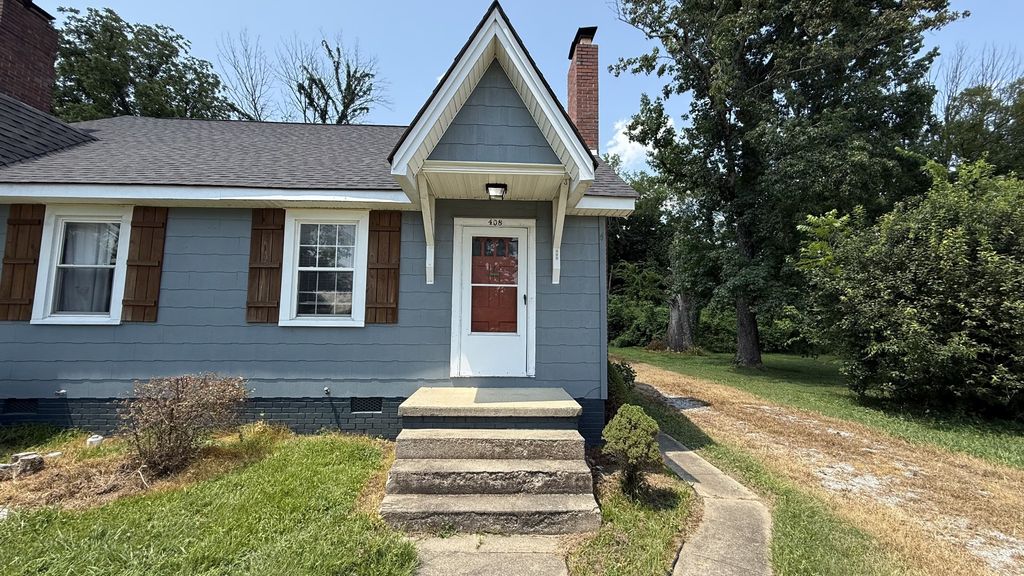 408 W Carroll St Apt B, Tullahoma, TN 37388