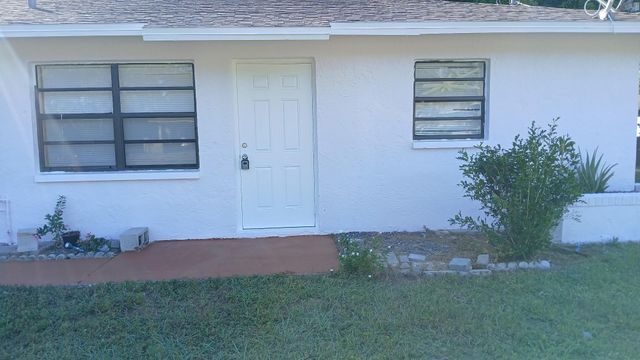 1958 Knight Street, Fort Myers, FL 33916