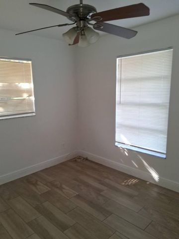 1958 Knight Street, Fort Myers, FL 33916