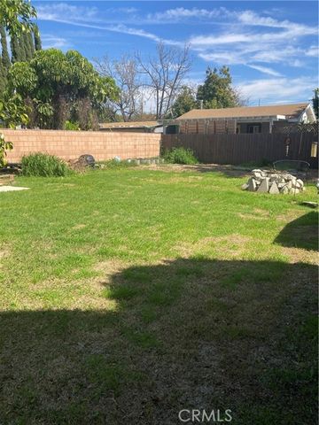 7444 Amigo Avenue, Reseda (los Angeles), CA 91335