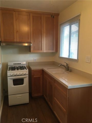 7444 Amigo Avenue, Reseda (los Angeles), CA 91335