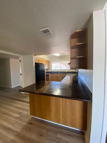 5149 E Shaw Butte Drive, Scottsdale, AZ 85254
