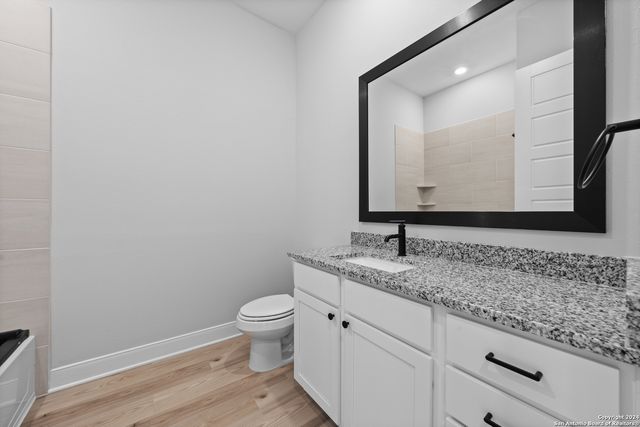 207 Azalea Alley, Castroville, TX 78009