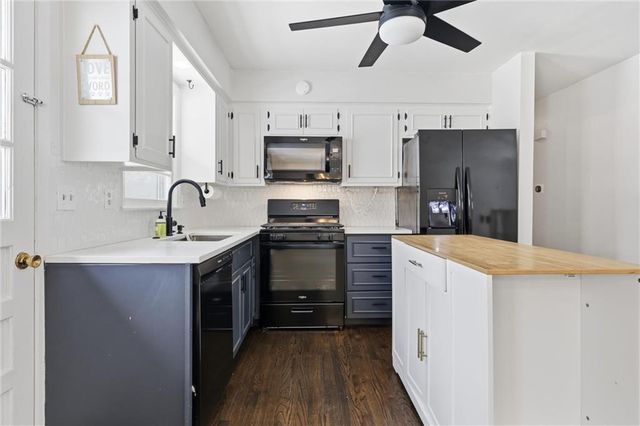 6518 Larsen Lane, Shawnee, KS 66203