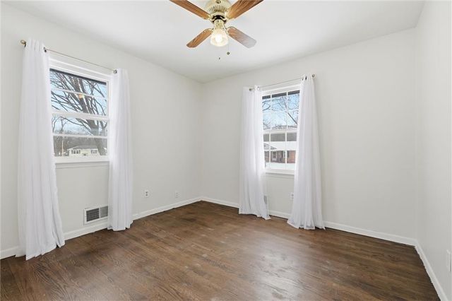 6518 Larsen Lane, Shawnee, KS 66203