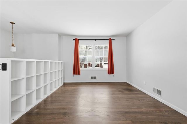 6518 Larsen Lane, Shawnee, KS 66203