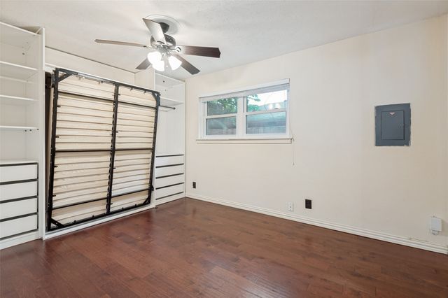 1051 College Parkway, Lewisville, TX 75077