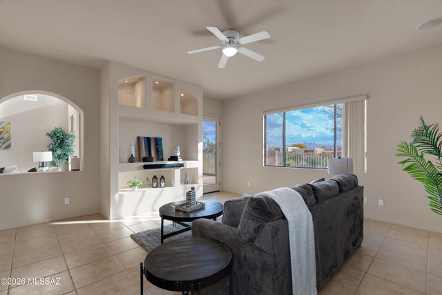 13918 E Fiery Dawn Drive, Vail, AZ 85641