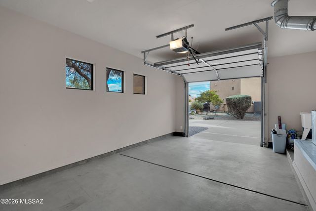 13918 E Fiery Dawn Drive, Vail, AZ 85641