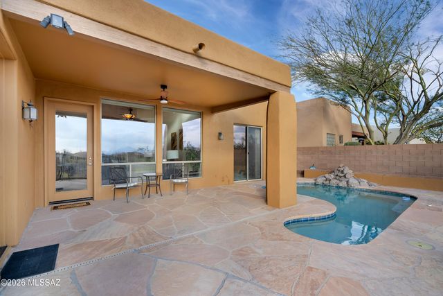 13918 E Fiery Dawn Drive, Vail, AZ 85641