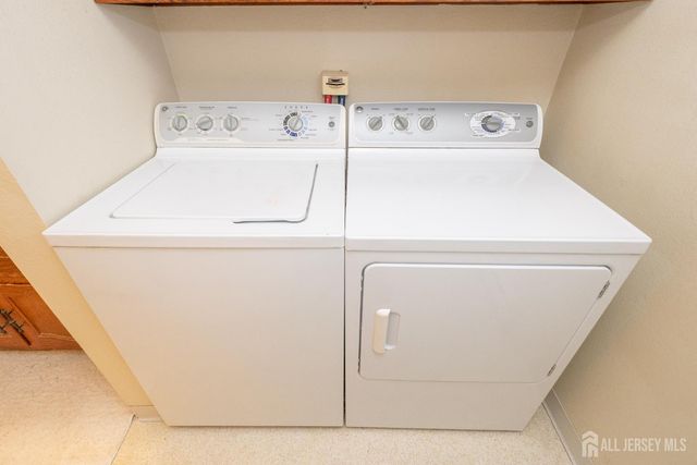 487 Somerset Lane N, Monroe, NJ 08831