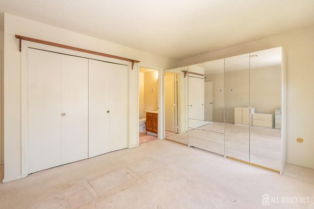 487 Somerset Lane N, Monroe, NJ 08831