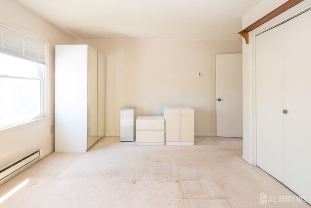 487 Somerset Lane N, Monroe, NJ 08831