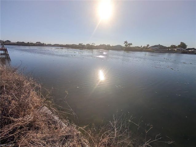 1810 NE 24th AVE, Cape Coral, FL 33909