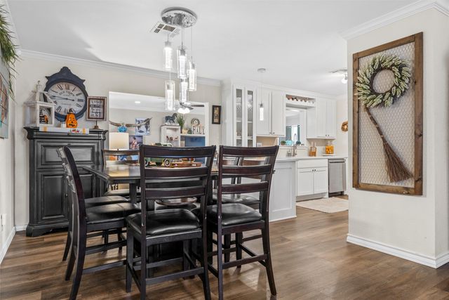 1014 Western Drive, Woodway, TX 76712