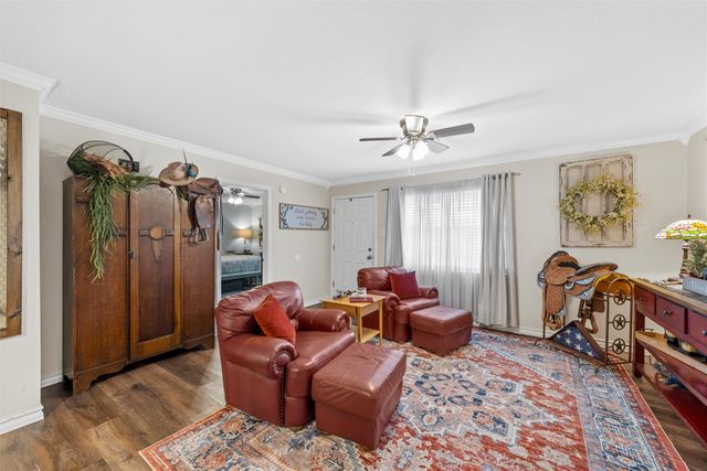 1014 Western Drive, Woodway, TX 76712