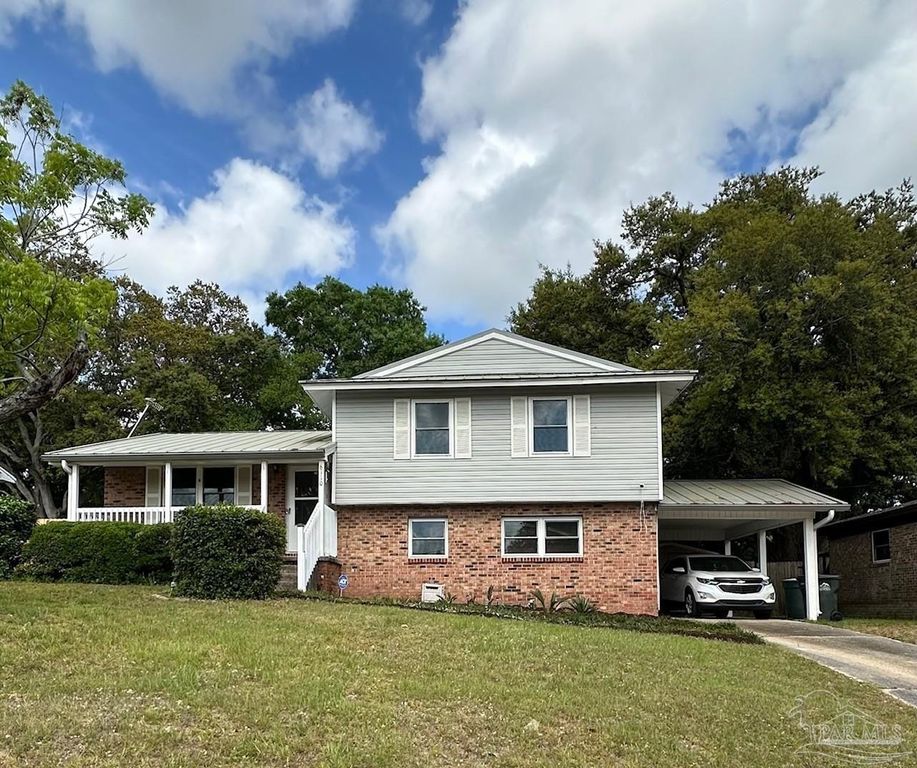 6110 E Shore Dr, Pensacola, FL 32505