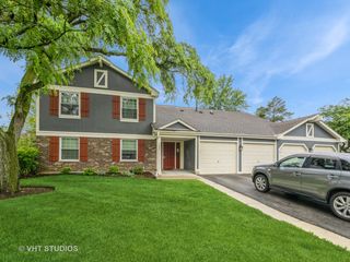 127 Wolcott Court 2, Schaumburg, IL 60193