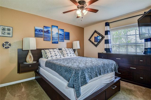 5111 COQUINA KEY DRIVE SE C, St Petersburg, FL 33705