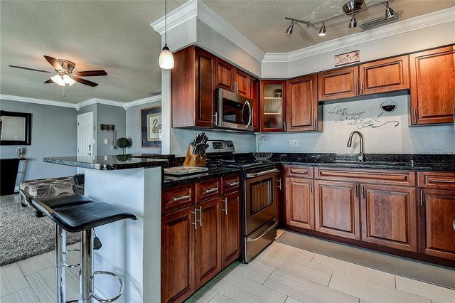 5111 COQUINA KEY DRIVE SE C, St Petersburg, FL 33705