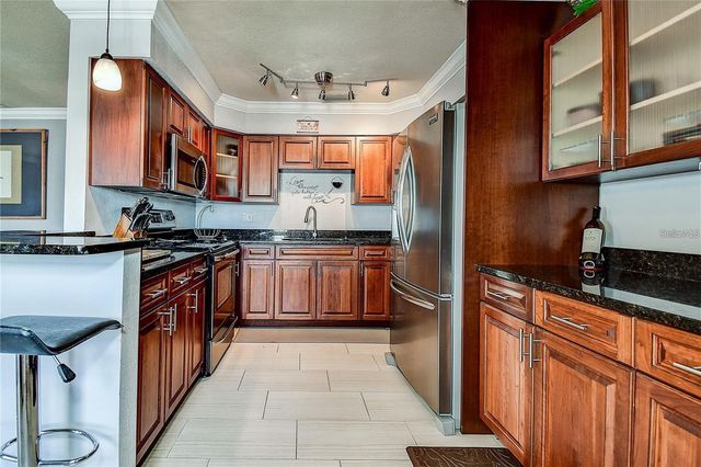 5111 COQUINA KEY DRIVE SE C, St Petersburg, FL 33705