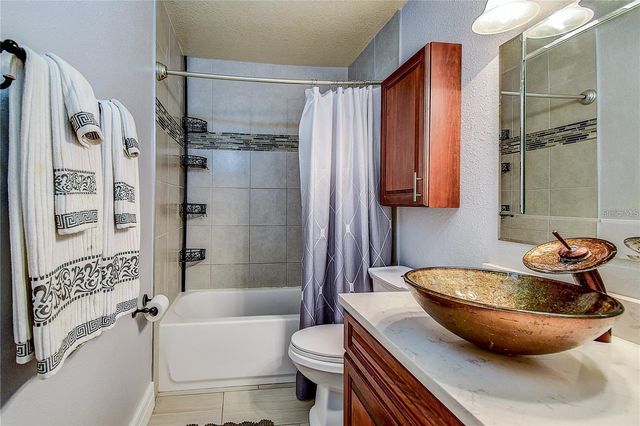 5111 COQUINA KEY DRIVE SE C, St Petersburg, FL 33705