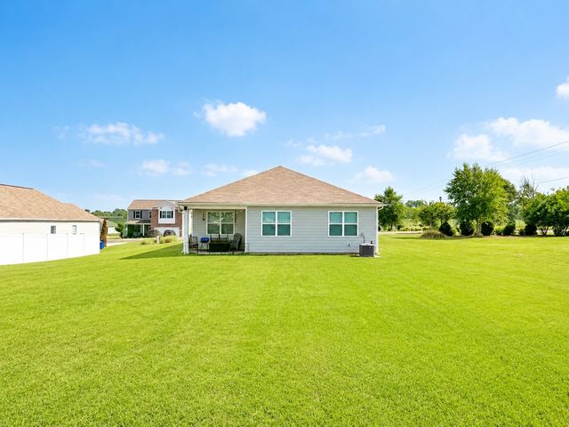 101 Stammer Farms Blvd, Chapel Hill, TN 37034