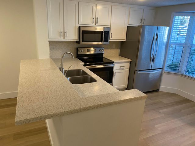 2879 NE 15th Street, Pompano Beach, FL 33062
