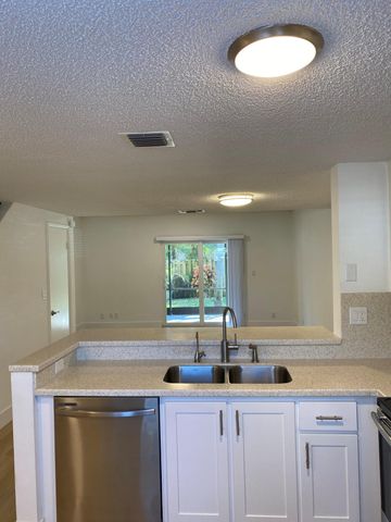 2879 NE 15th Street, Pompano Beach, FL 33062