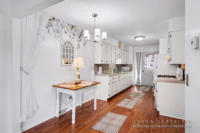 965 Andover Court SE, Kentwood, MI 49508