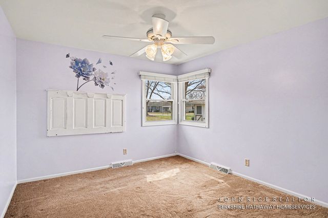 965 Andover Court SE, Kentwood, MI 49508