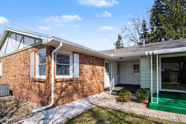 965 Andover Court SE, Kentwood, MI 49508