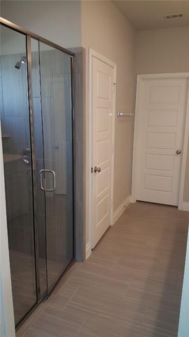 212 Freeman LOOP, Liberty Hill, TX 78642