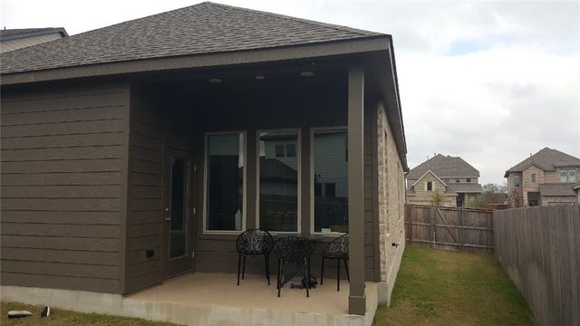 212 Freeman LOOP, Liberty Hill, TX 78642