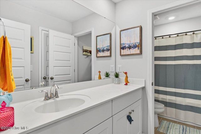 9200 Island Shore Avenue, Calabash, NC 28467