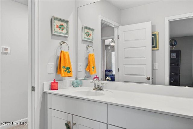 9200 Island Shore Avenue, Calabash, NC 28467