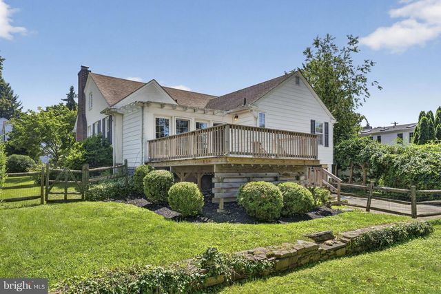 431 LITTLEBROOK RD, Berwyn, PA 19312