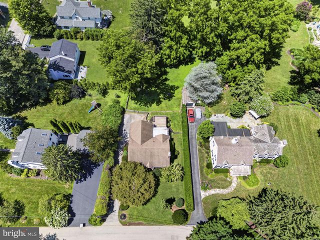 431 LITTLEBROOK RD, Berwyn, PA 19312