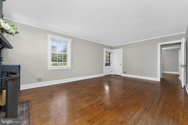 431 LITTLEBROOK RD, Berwyn, PA 19312