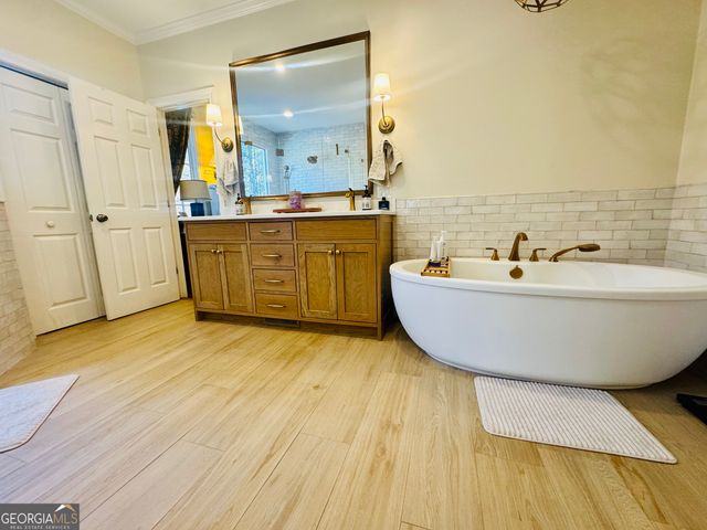 207 Lakeshore Drive, Lagrange, GA 30240