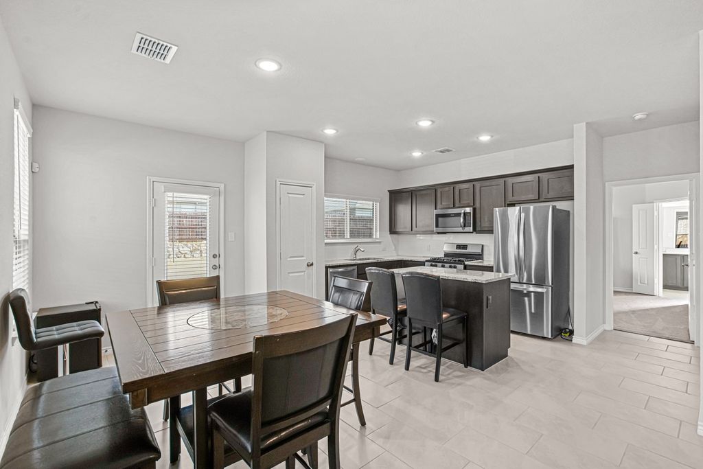 10812 Pinyon Court, Fort Worth, TX 76108 — photo 5