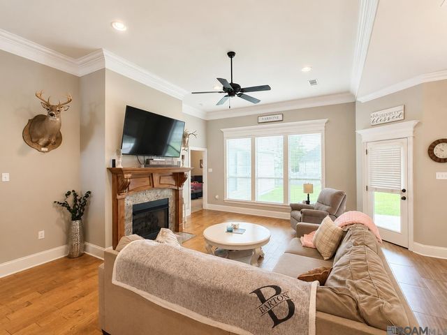 6715 Marengo Dr, Addis, LA 70710
