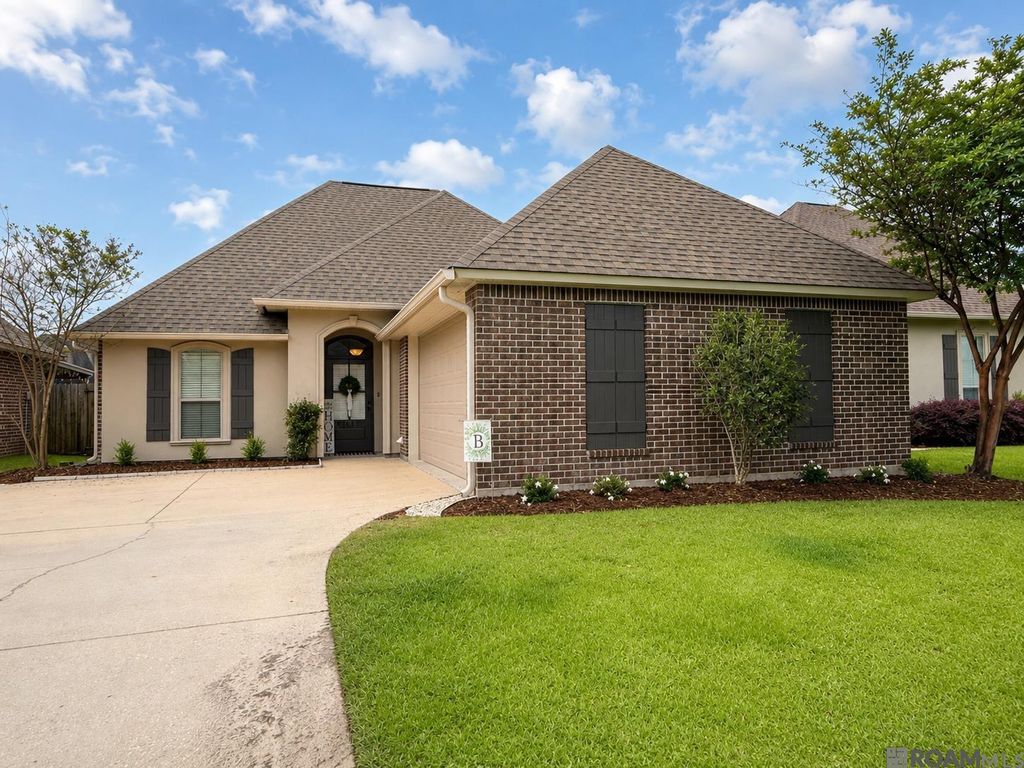 6715 Marengo Dr, Addis, LA 70710