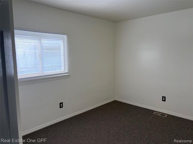 14960 Alberta Avenue, Warren, MI 48089